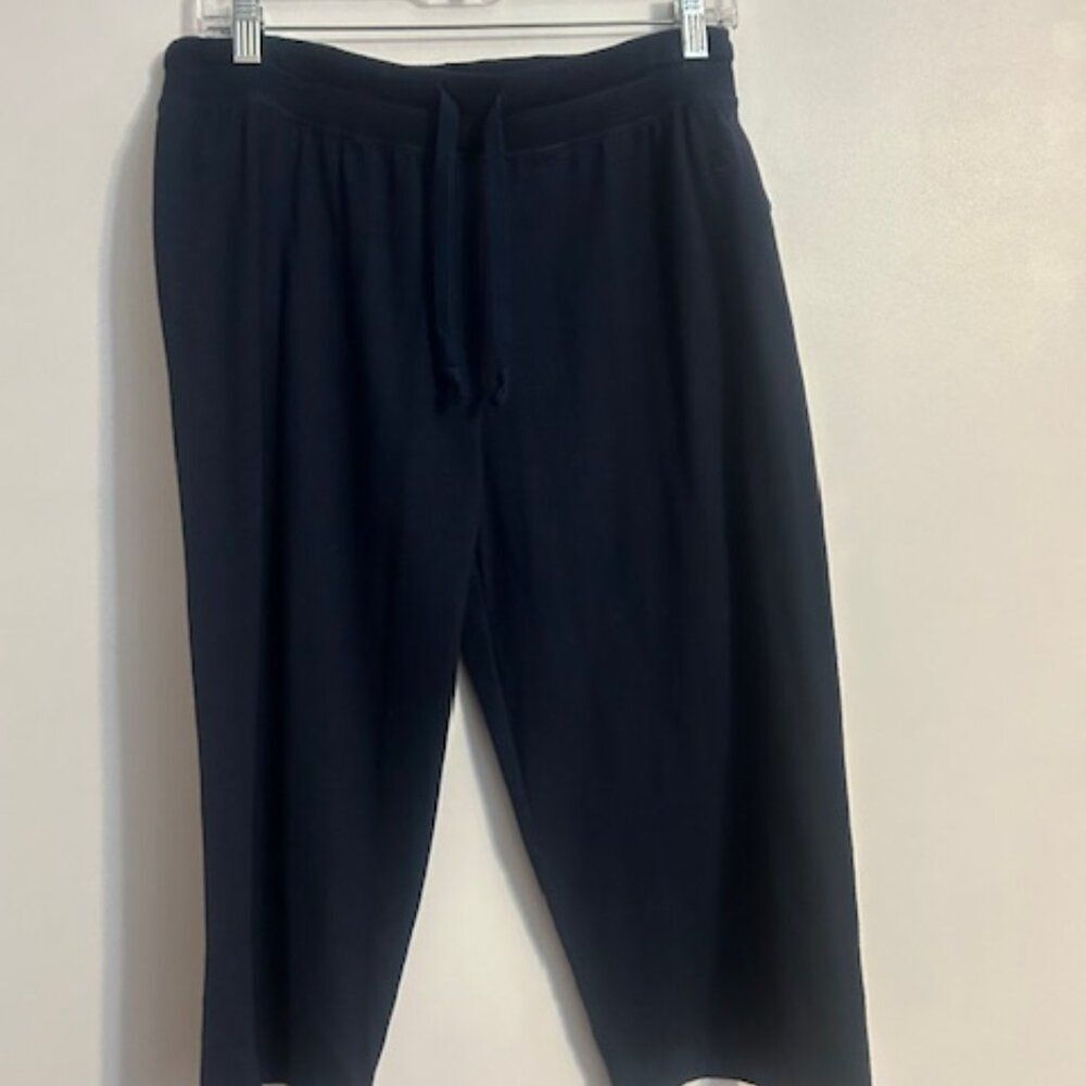 Champion Navy Blue drawstring waist capri pants, size M